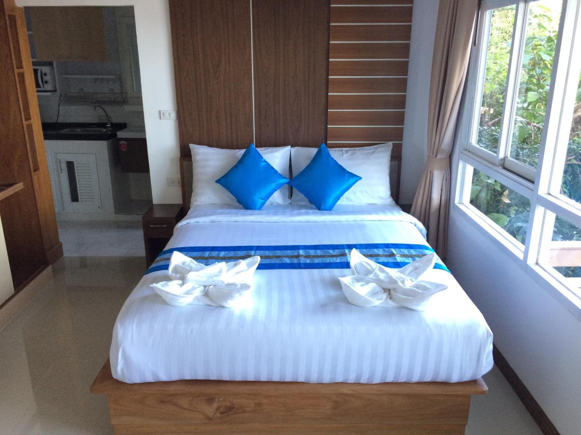 Heaven Hill Lanta Hotel เกาะลันตา ภายนอก รูปภาพ